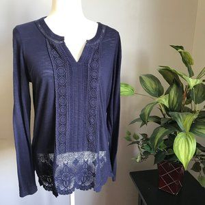 Skies Are Blue Navy Shirt w/Crochet Details M EUC